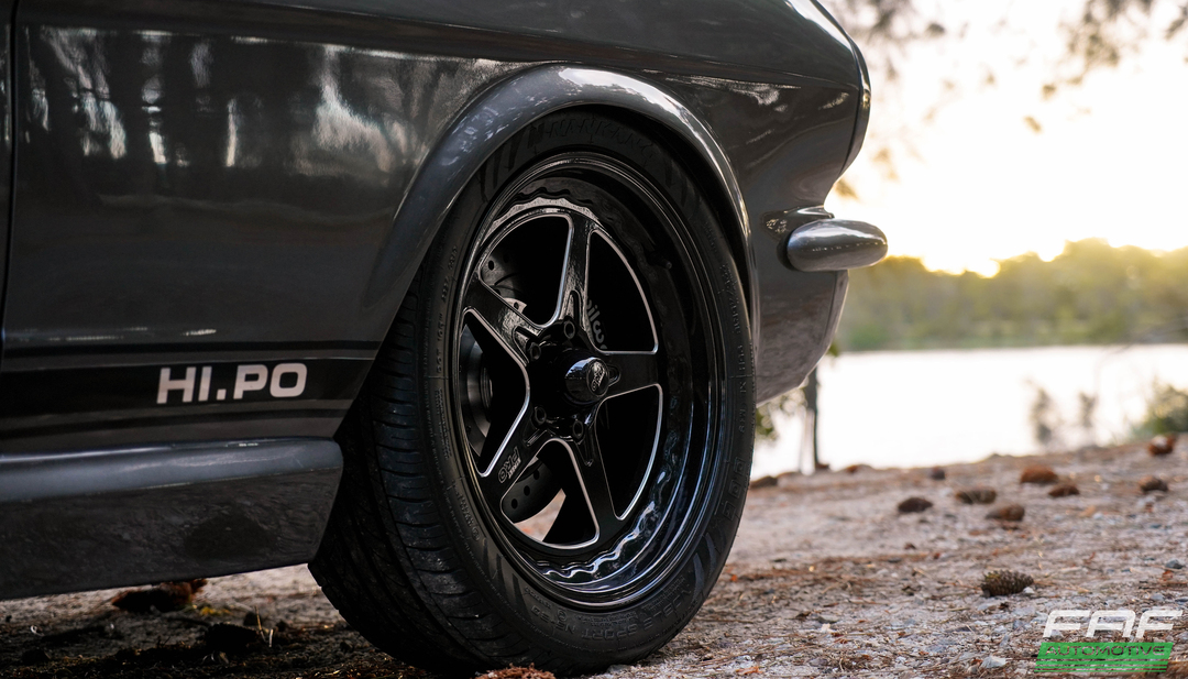 Mustang 4