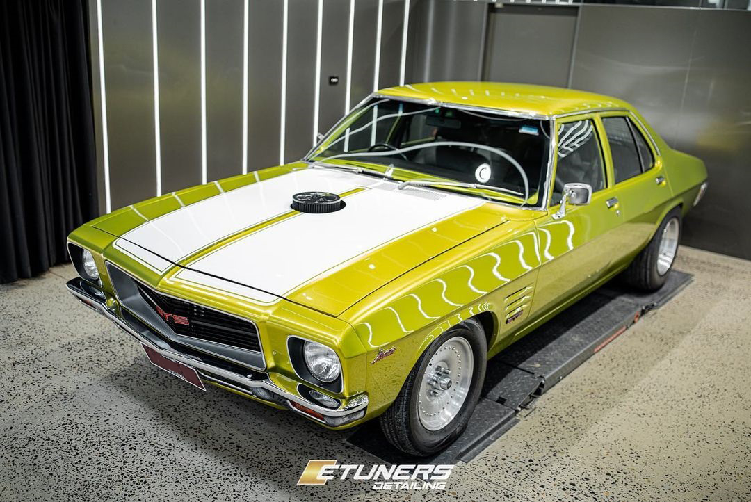 007 Monaro 1